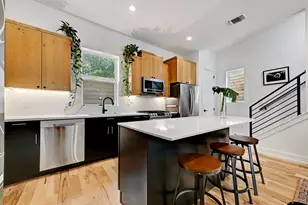 1407 Greenwood Ave, Austin, TX 78721 - Photo 1