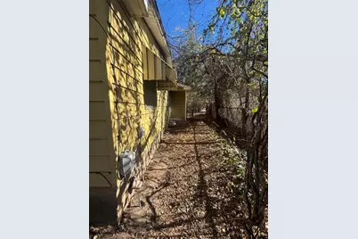 2324 Hartford Road, Austin, TX 78703 - Photo 18