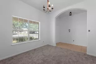 114 Gainer Dr, Hutto, TX 78634 - Photo 4