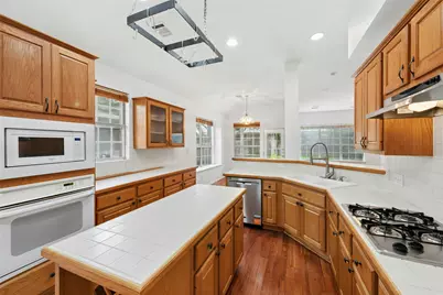 1421 Hargis Creek, Austin, TX 78717 - Photo 14