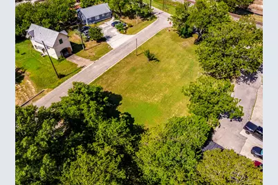 301 Railroad Street, Buda, TX 78610 - Photo 16