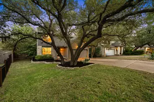 7819 Palacios Dr, Austin, TX 78749 - Photo 32