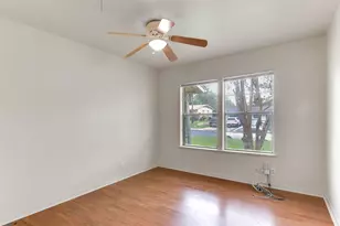 1800 Rhodes Rd, Austin, TX 78721 - Photo 10