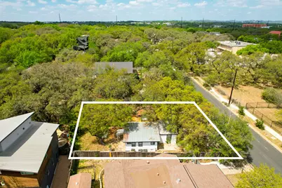 703 Herndon Lane, Austin, TX 78704 - Photo 4