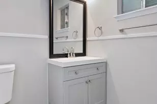 1813 Woodland Ave, Austin, TX 78741 - Photo 12