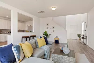 217 Boxwood Drive, Buda, TX 78610 - Photo 4