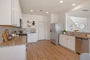 217 Boxwood Dr, Buda, TX 78610 - Photo 8