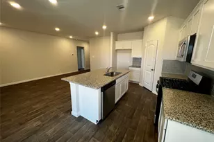 320 Belmont Pl, Lockhart, TX 78644 - Photo 8