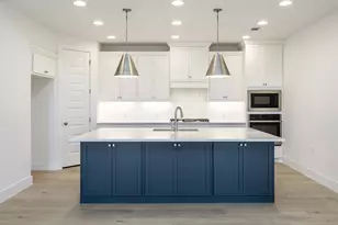 7002 Woodford Wy, Austin, TX 78744 - Photo 2