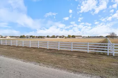 210 Stephanie Cove, Georgetown, TX 78626 - Photo 4