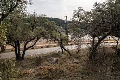 18110 Park Drive, Jonestown, TX 78645 - Photo 4