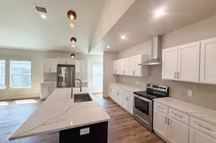 54 Persimmon Dr Dr, Wimberley, TX 78676 - Photo 4