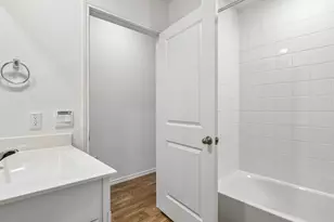 12101 Pike Bnd, Mustang Ridge, TX 78610 - Photo 22