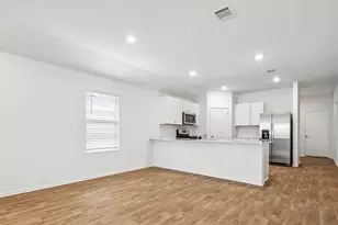 12101 Pike Bnd, Mustang Ridge, TX 78610 - Photo 8