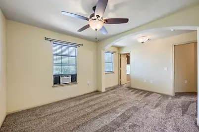 7425 Thannas Way, Austin, TX 78744 - Photo 12