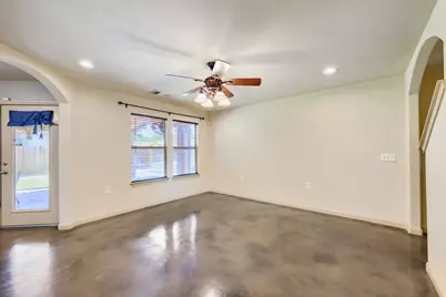 7425 Thannas Way, Austin, TX 78744 - Photo 6