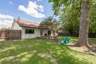 7300 Lazy Creek Dr, Austin, TX 78724 - Photo 20