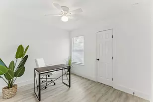 7300 Lazy Creek Dr, Austin, TX 78724 - Photo 18