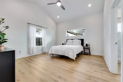 1209 E Saint Johns Avenue #A, Austin, TX 78752 - Photo 12