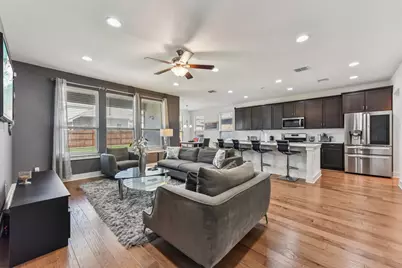 16928 Lathrop Avenue, Pflugerville, TX 78660 - Photo 4