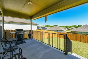 348 Jacquard Ct, Troy, TX 76579 - Photo 16