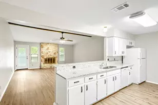 8601 Danville Dr, Austin, TX 78753 - Photo 14