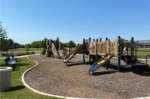 7412 Tonka Ln, Austin, TX 78744 - Photo 14