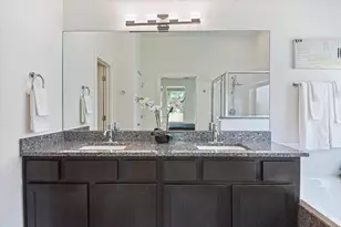 924 Centerra Hills Cir, Round Rock, TX 78665 - Photo 20