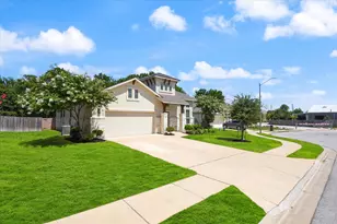 924 Centerra Hills Cir, Round Rock, TX 78665 - Photo 4