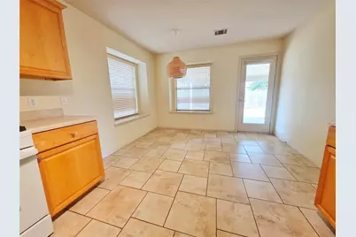 15528 Miss Adriennes Path, Pflugerville, TX 78660 - Photo 10