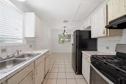 1913 Denfield Drive, Round Rock, TX 78664 - Photo 10