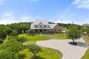 1051 Trailhead Cir, Dripping Springs, TX 78620 - Photo 2