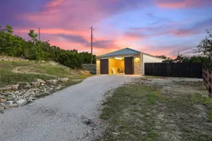 1051 Trailhead Cir, Dripping Springs, TX 78620 - Photo 32