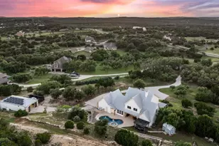 1051 Trailhead Cir, Dripping Springs, TX 78620 - Photo 4