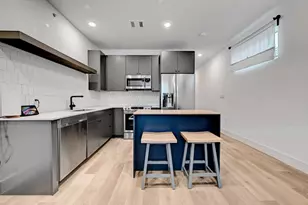 2709 E 5th St, Austin, TX 78702 - Photo 6