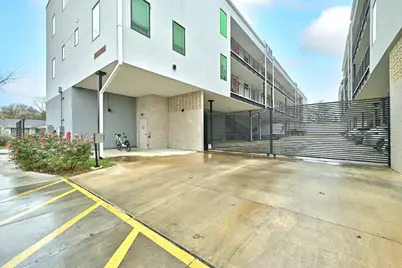 2709 E 5th Street #1303, Austin, TX 78702 - Photo 18