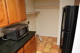 4 Deerfield Dr, Wimberley, TX 78676 - Photo 4