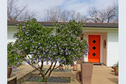 1601 E 19th Street, Georgetown, TX 78626 - Photo 4