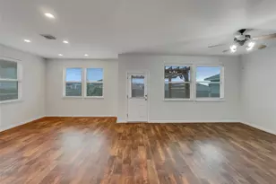 717 Twisted Oaks Ln, Buda, TX 78610 - Photo 14