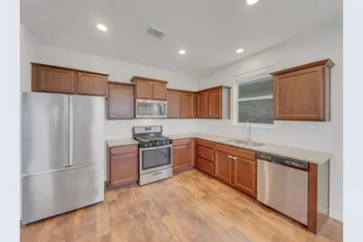 717 Twisted Oaks Lane, Buda, TX 78610 - Photo 2