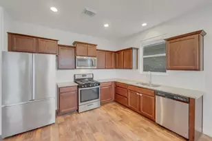 717 Twisted Oaks Ln, Buda, TX 78610 - Photo 2