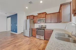 717 Twisted Oaks Ln, Buda, TX 78610 - Photo 14