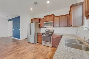 717 Twisted Oaks Ln, Buda, TX 78610 - Photo 14