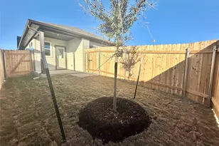 305 Porter Country Pkwy, Buda, TX 78610 - Photo 18