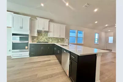 305 Porter Country Parkway, Buda, TX 78610 - Photo 4