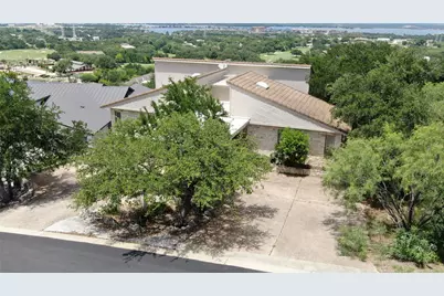 808 Ox Bow, Horseshoe Bay, TX 78657 - Photo 4