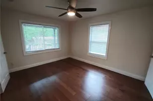 1705 Singleton Ave, Austin, TX 78702 - Photo 12