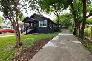 1705 Singleton Ave, Austin, TX 78702 - Photo 2