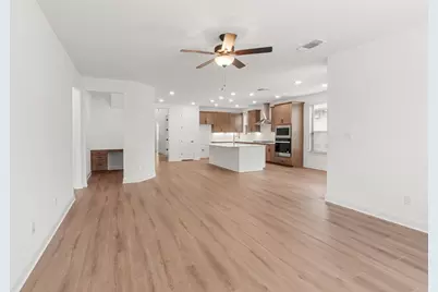 829 Round Mountain Pass, Georgetown, TX 78628 - Photo 2
