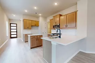 530 Darley Oak Dr, Dripping Springs, TX 78620 - Photo 2